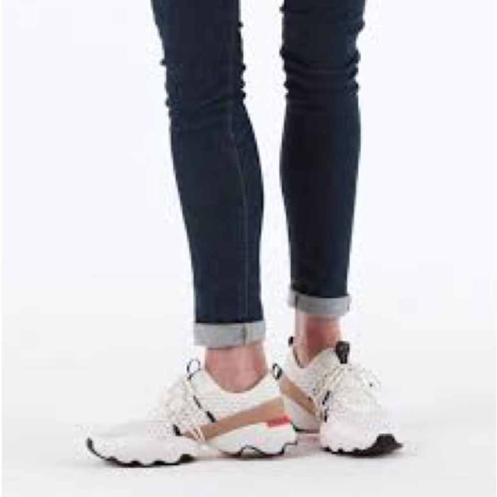 Sorel Kinetic Impact Sneakers 7.5